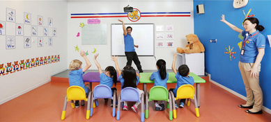 �Ϻ��¸���Ӣ����ѵ