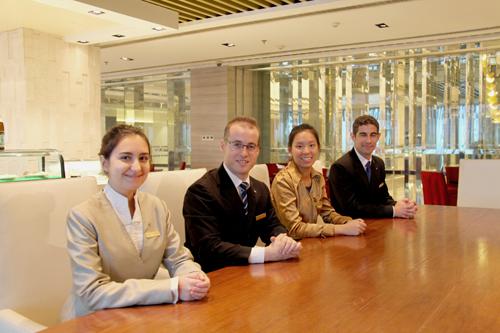 �Ϻ����ô��о���������ѧ