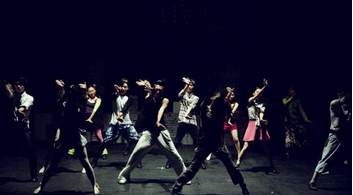 �Ͼ����˾�ʿ��Ȥ��