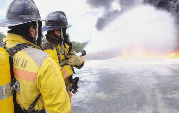 ������ʩ����Ա