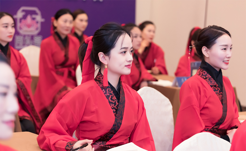 ��������ѧԺ�����Ļ��γ�